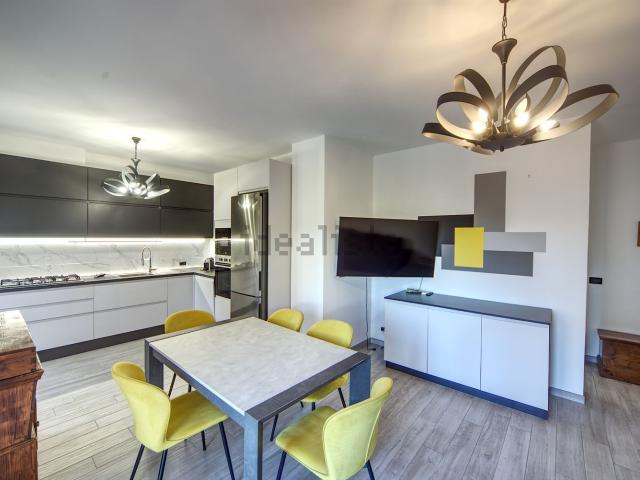 Appartamento in affitto di 82 m² in Via del Gabbiano, 15