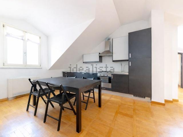 Appartamento in affitto di 82 m² in Via Elia Lombardini, 10