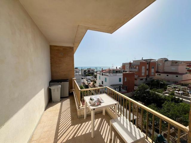 Appartamento in affitto di 82 m² in Via Rumenia