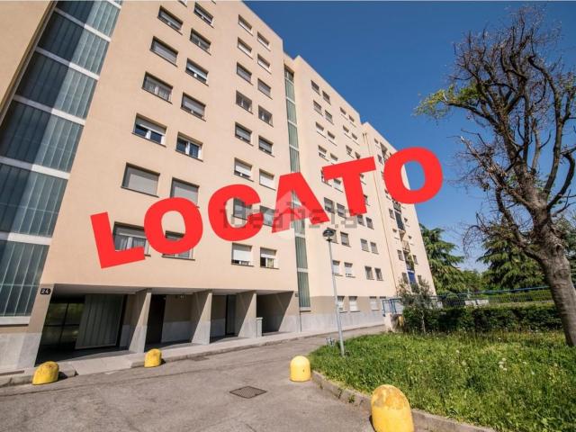 Appartamento in affitto di 82 m² in Via San Dionigi, 20