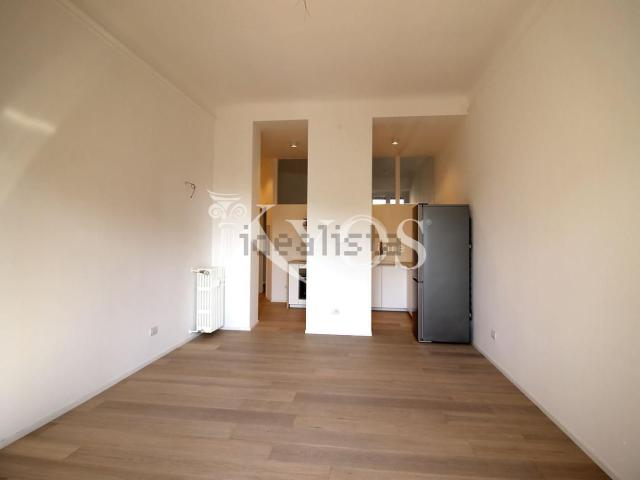 Appartamento in affitto di 87 m² in Via Vincenzo Monti, 92