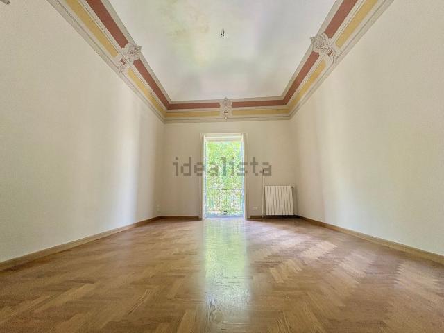 Appartamento in affitto di 87 m² in Via della Libertà, 121