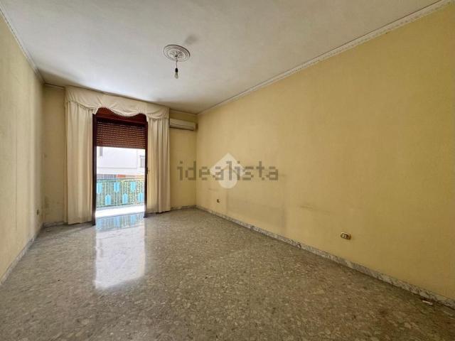 Appartamento in affitto di 87 m² in Via Libertà, 183
