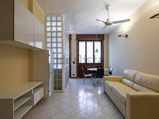 Appartamento in affitto di 87 m² in Via Lorenzo Bartolini, 25
