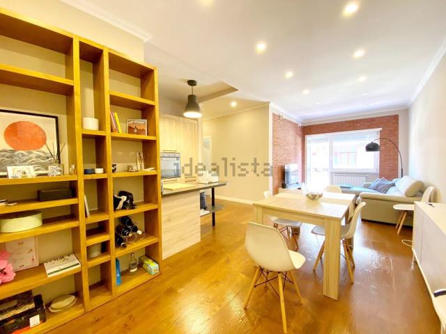 Appartamento in affitto di 87 m² in Via Mario Musco, 14