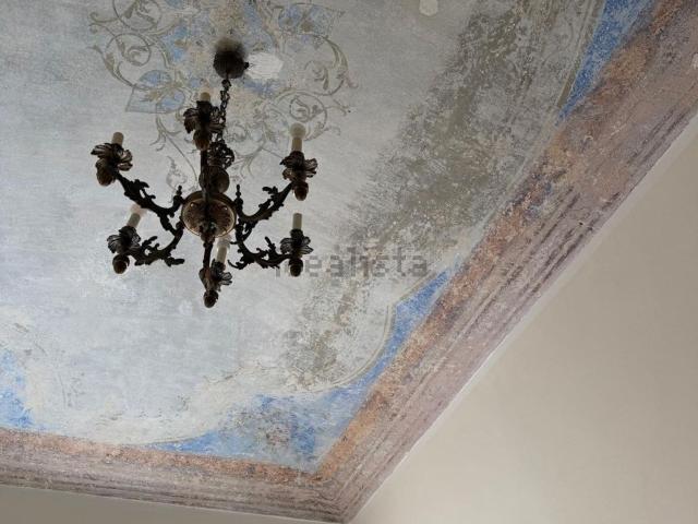 Appartamento in affitto di 87 m² in Via san pio v, 7