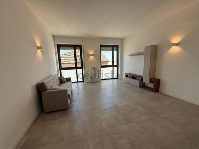 Appartamento in affitto di 87 m² in Via Solferino, 3