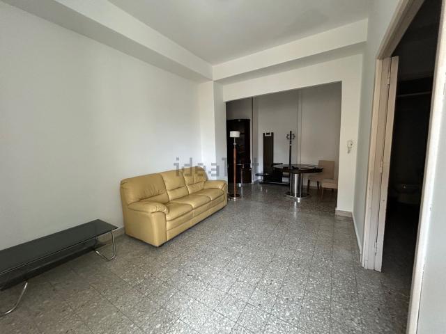Appartamento in affitto di 87 m² in Viale Goffredo Mameli
