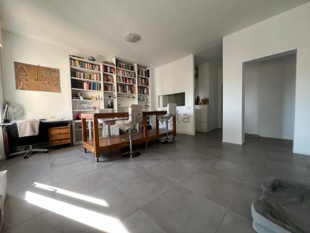 Appartamento in affitto di 84 m² in Piazza Alcide de Gasperi, 2