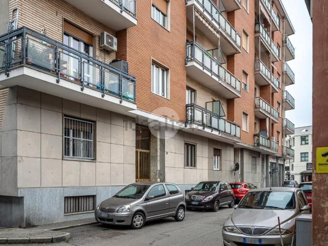 Appartamento in affitto di 84 m² in Via Torino, 56