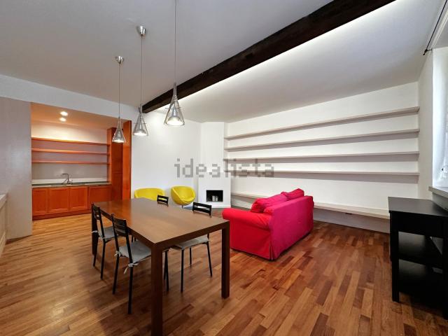 Appartamento in affitto di 84 m² in Via Torino, 73