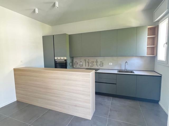 Appartamento in affitto di 84 m² in Via Venezia, 9