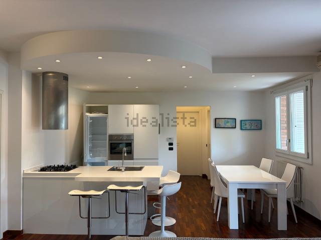 Appartamento in affitto di 84 m² in Via dello Zodiaco