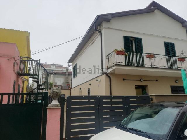 Appartamento in affitto di 84 m² in Via Isonzo, 3