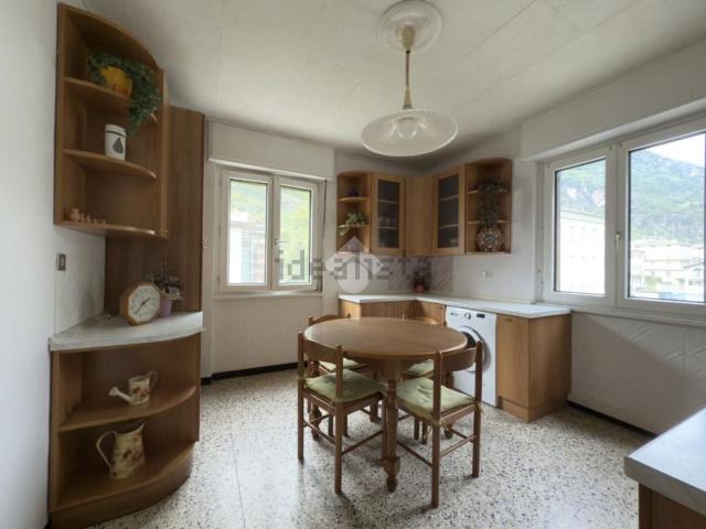 Appartamento in affitto di 84 m² in Via IV Novembre, 14