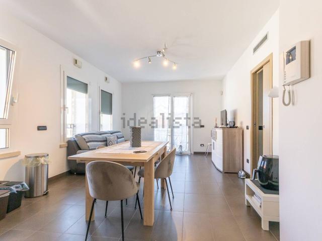 Appartamento in affitto di 84 m² in Via Medici da Seregno, 3