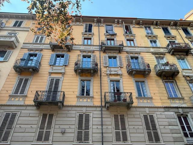 Appartamento in affitto di 85 m² in Corso Giulio Cesare, 23
