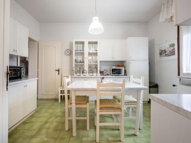 Appartamento in affitto di 85 m² in Frazione Duino, 66