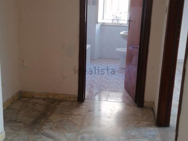 Appartamento in affitto di 85 m² in Vicolo la Russa, 3