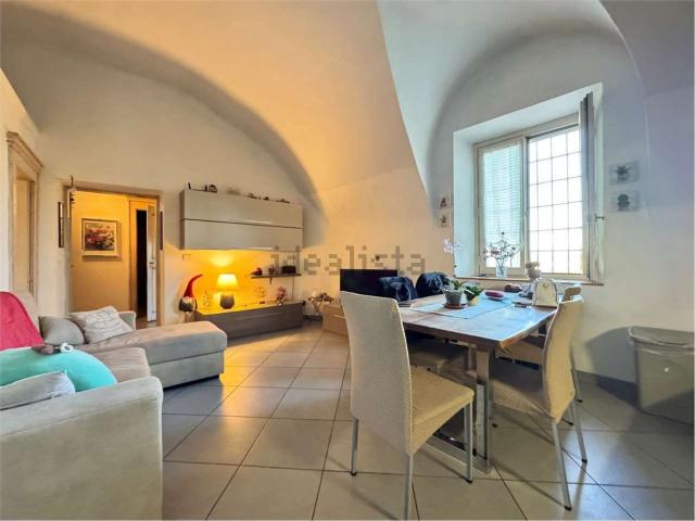 Appartamento in affitto di 85 m² in Via Torre Frati, 36