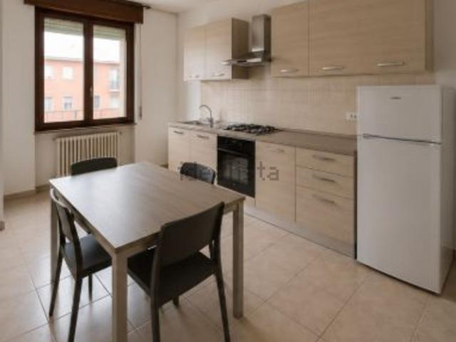 Appartamento in affitto di 85 m² in Via Villa Cozza