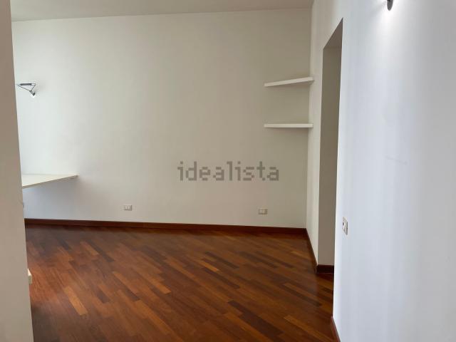 Appartamento in affitto di 85 m² in Via Vittoria Colonna