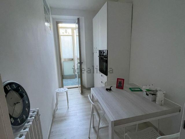 Appartamento in affitto di 85 m² in Via Volturno
