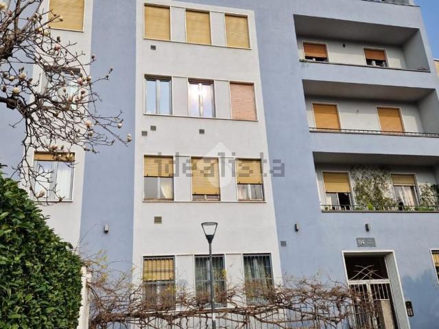 Appartamento in affitto di 85 m² in Via Antonio Curti, 4