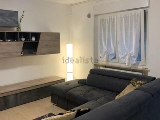 Appartamento in affitto di 85 m² in Via Centrale