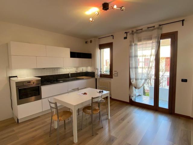 Appartamento in affitto di 85 m² in Via Ceccato Monsignor Mario