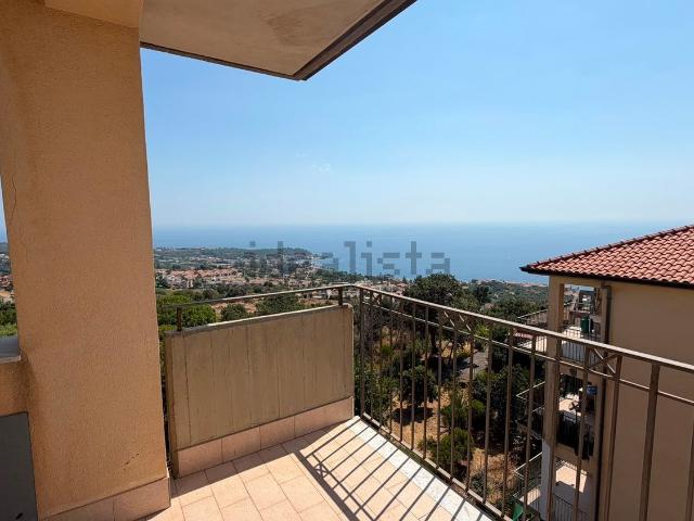 Appartamento in affitto di 85 m² in Via Chiusa della Corte, 19