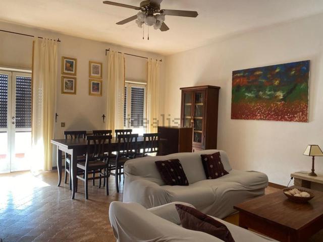 Appartamento in affitto di 85 m² in Via dei Dentali