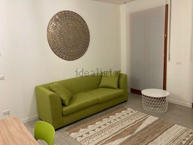 Appartamento in affitto di 85 m² in Via Don Erasmo Valenti, 7