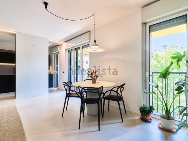 Appartamento in affitto di 85 m² in Via Enrico Cialdini, 34