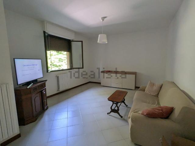 Appartamento in affitto di 85 m² in Via Firenze