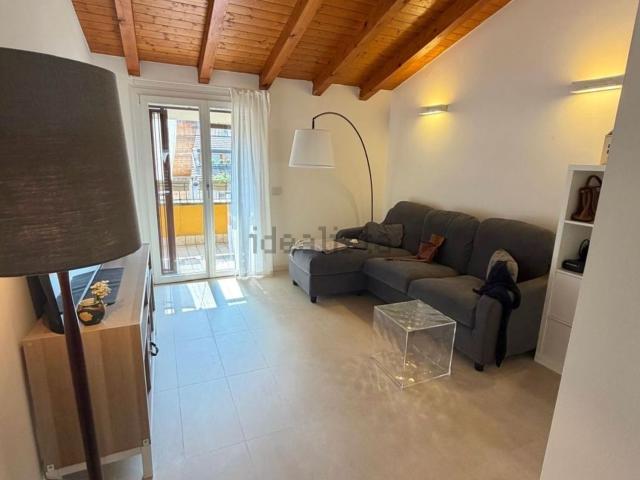 Appartamento in affitto di 85 m² in Via Francesco Londonio, 30