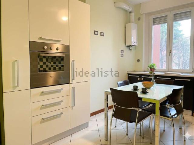 Appartamento in affitto di 85 m² in Via Giovanni Battista Viotti, 13