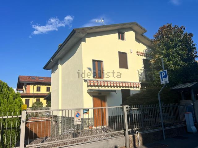 Appartamento in affitto di 85 m² in Via Giorgione, 5