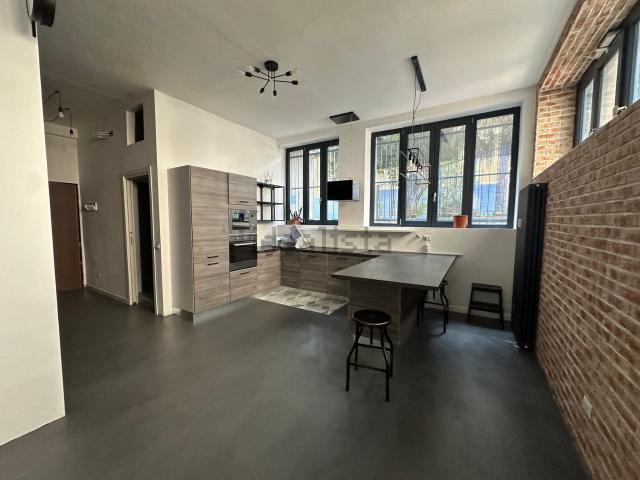 Appartamento in affitto di 85 m² in Via Giosuè Borsi, 5