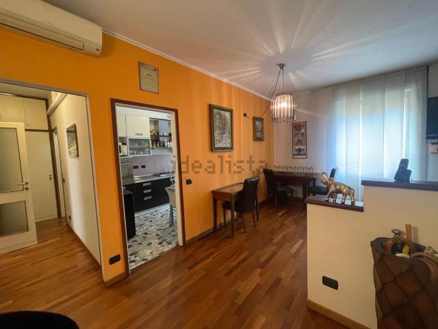 Appartamento in affitto di 85 m² in Via Gianfranco Zuretti, 7