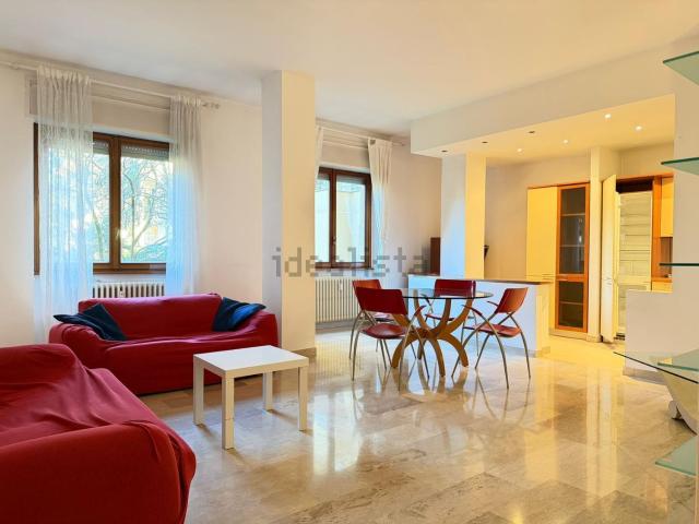 Appartamento in affitto di 85 m² in Via Goffredo Mameli, 15