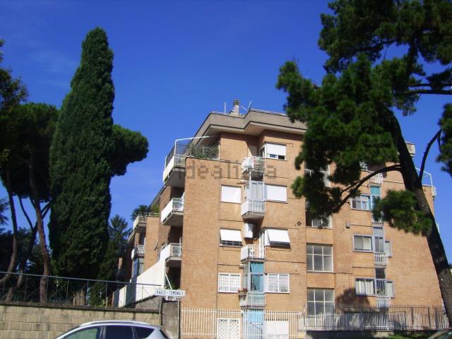 Appartamento in affitto di 85 m² in Via Lata