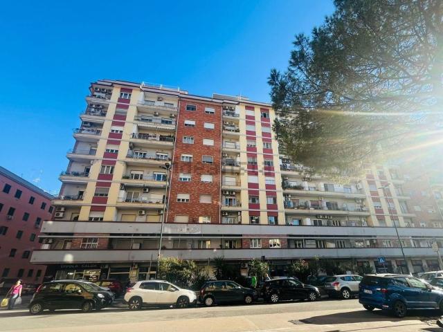 Appartamento in affitto di 85 m² in Via Lepanto