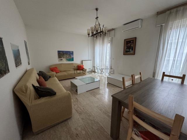 Appartamento in affitto di 85 m² in Via Lorenzo Perosi