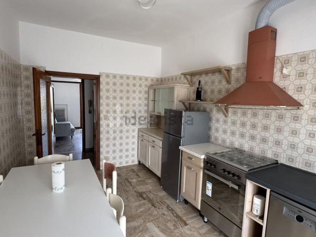 Appartamento in affitto di 85 m² in Via P. Maroncelli
