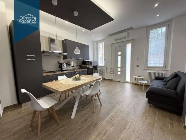Appartamento in affitto di 85 m² in Via Pantalini