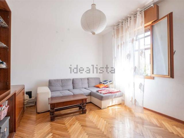 Appartamento in affitto di 85 m² in Via Piraghetto