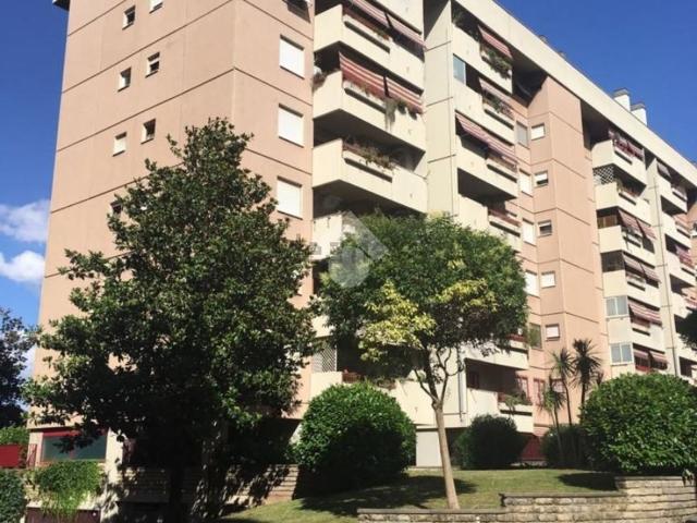 Appartamento in affitto di 85 m² in Via Primo Carnera, 47