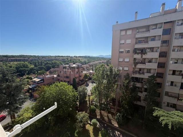 Appartamento in affitto di 85 m² in Via Primo Carnera
