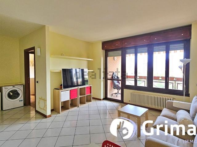 Appartamento in affitto di 85 m² in Via Remo la Valle, 3
